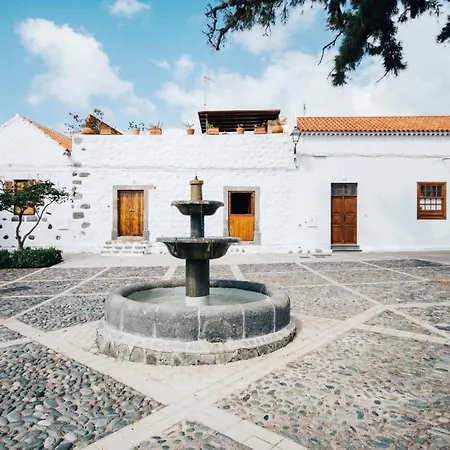 La Fuente B Апартаменты